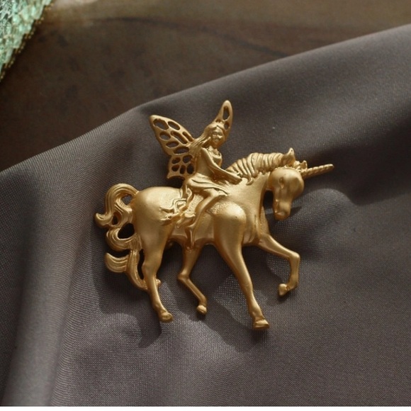 Fanciful Fairy Unicorn pendant brooch Sprite pixie elf Imp faerie faery Pegasus - Picture 5 of 13